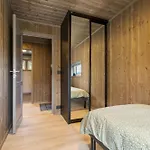 Moderne Pa Fjellsaetra Med Jacuzzi 別荘 Sykkylven