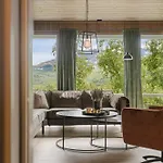 Moderne Pa Fjellsaetra Med Jacuzzi 別荘 *