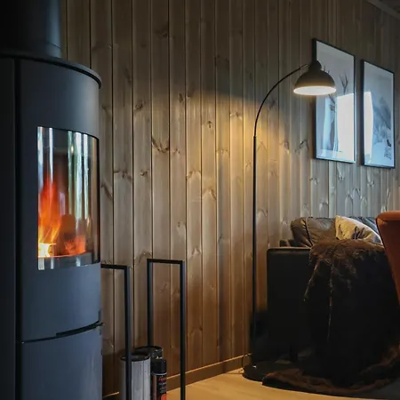 Hébergement de vacances Moderne Pa Fjellsaetra Med Jacuzzi Sykkylven