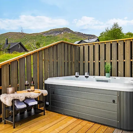 Moderne Pa Fjellsaetra Med Jacuzzi Hébergement de vacances *