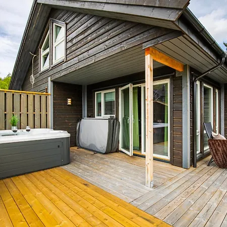 Moderne Pa Fjellsaetra Med Jacuzzi * Sykkylven