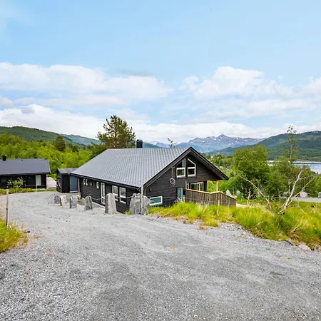 Moderne Pa Fjellsaetra Med Jacuzzi Hébergement de vacances Sykkylven