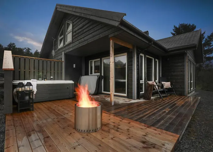 Moderne Pa Fjellsaetra Med Jacuzzi * Sykkylven