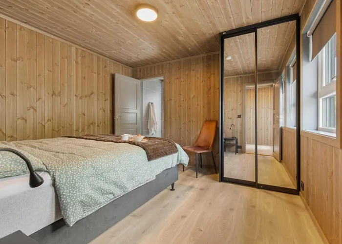 Moderne Pa Fjellsaetra Med Jacuzzi * Sykkylven