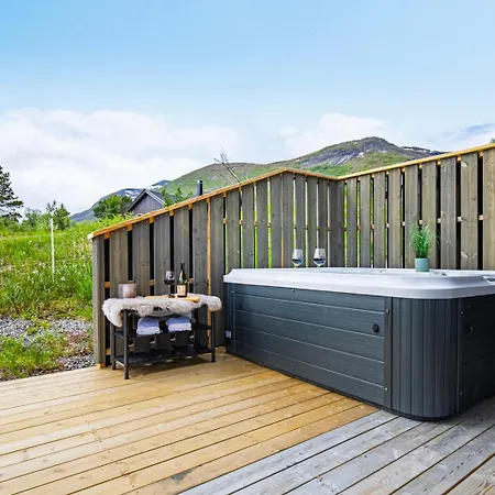 Nyaraló Moderne Pa Fjellsaetra Med Jacuzzi *