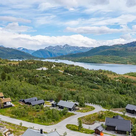 Moderne Pa Fjellsaetra Med Jacuzzi Nyaraló