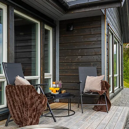 Nyaraló Moderne Pa Fjellsaetra Med Jacuzzi *